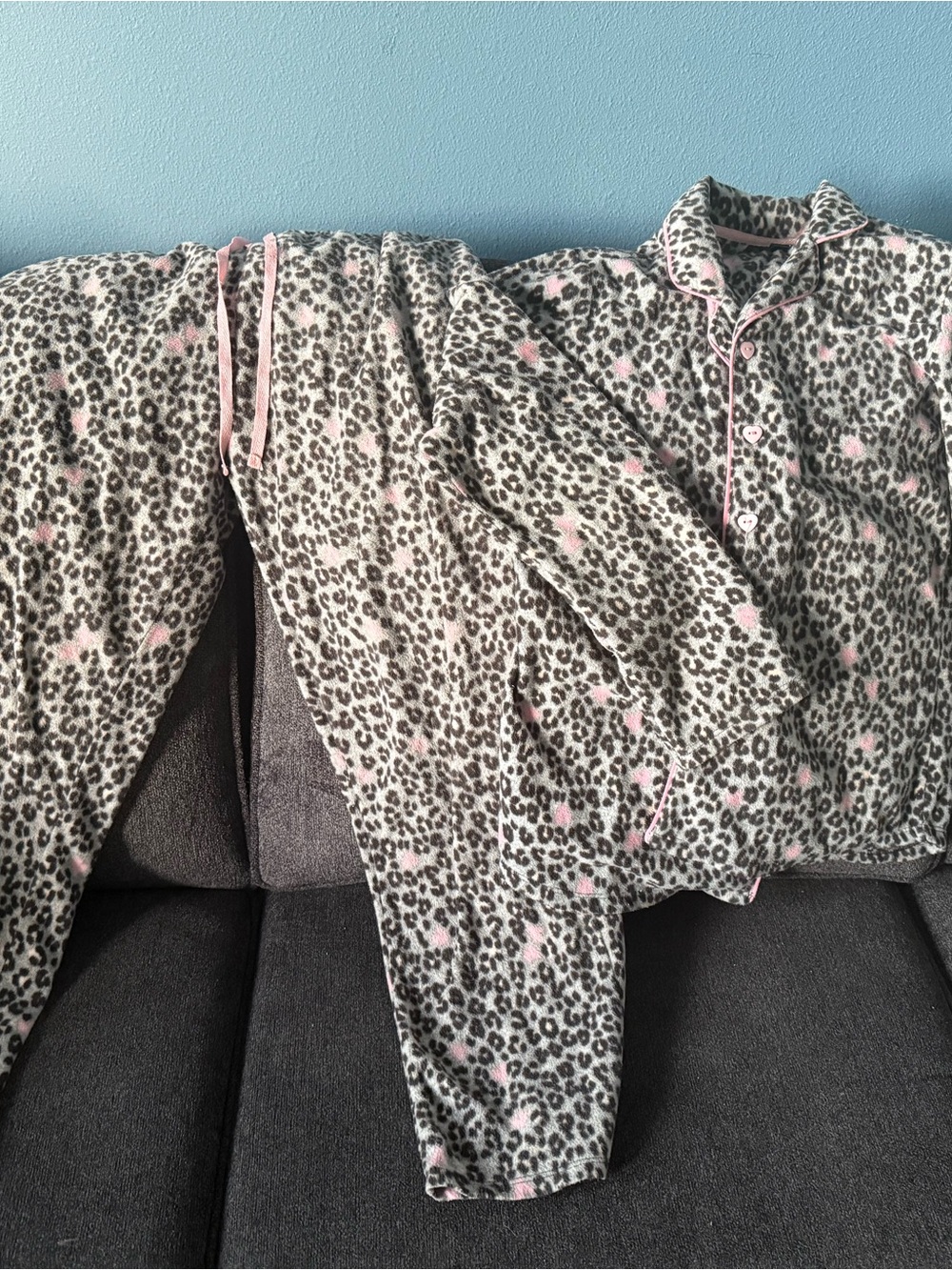 Snow Leopard Print Fleece Pajama Set in Pink and Gray